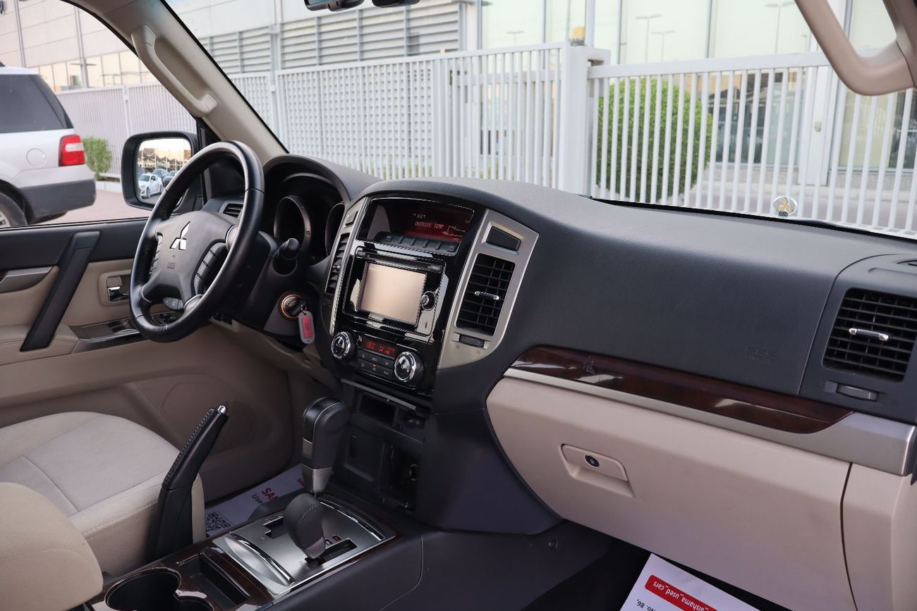 ميتسوبيشي باجيرو