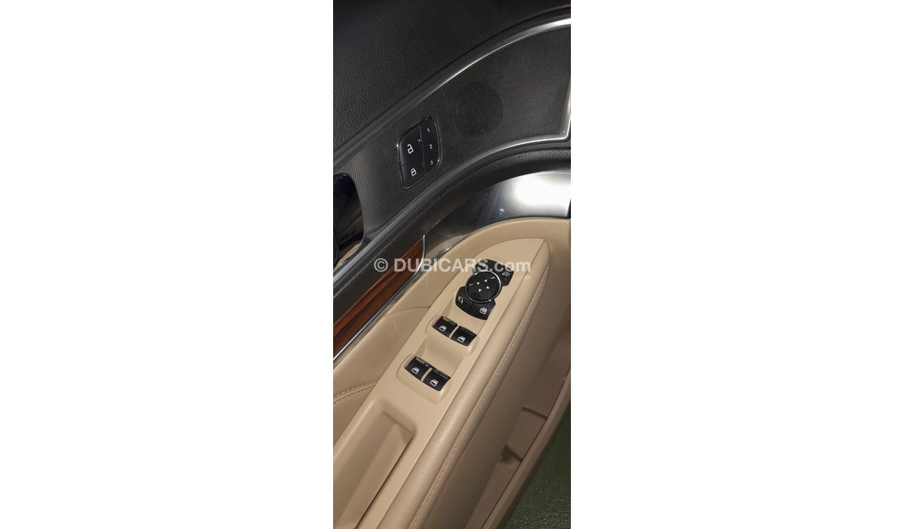 Ford Explorer Limited Edition