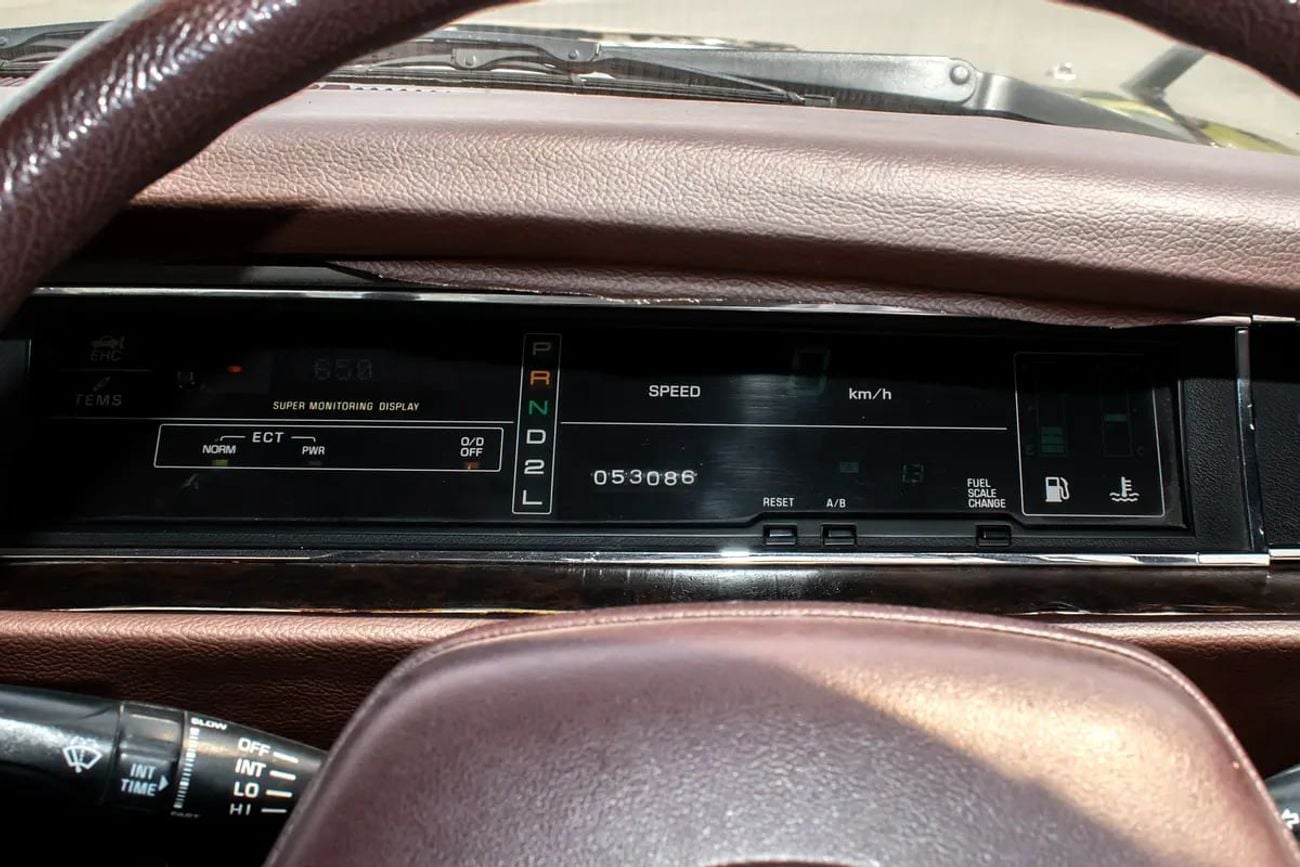 Toyota Century JAPAN IMPOTERD - ONLY 53,000 KM