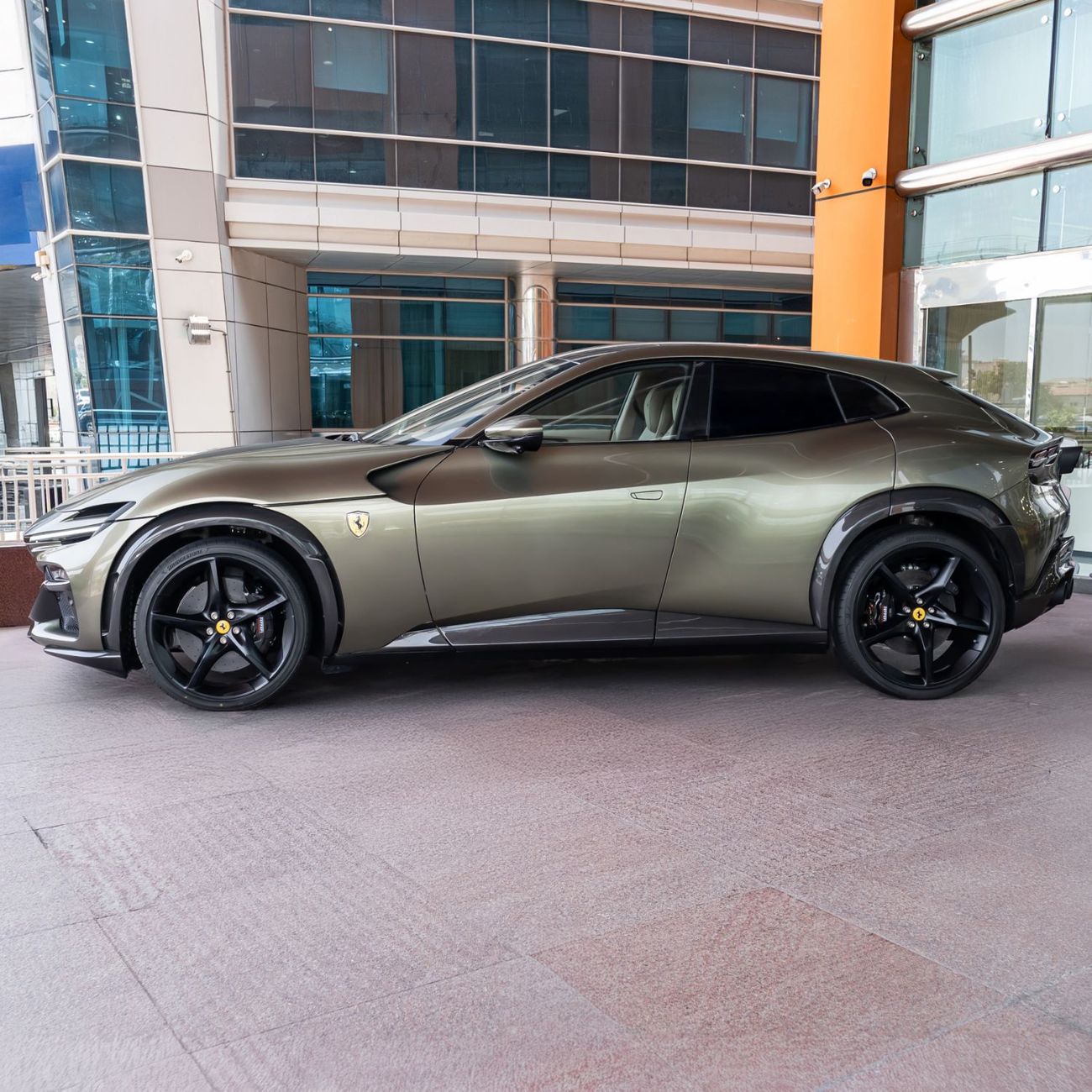 Ferrari Purosangue 2025 FERRARI PUROSANGUE ( FULL CARBON BODY KIT ) BRAND NEW