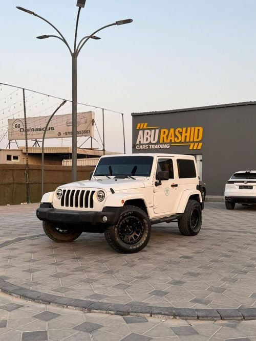 Jeep Wrangler Sahara 3.6L M/T