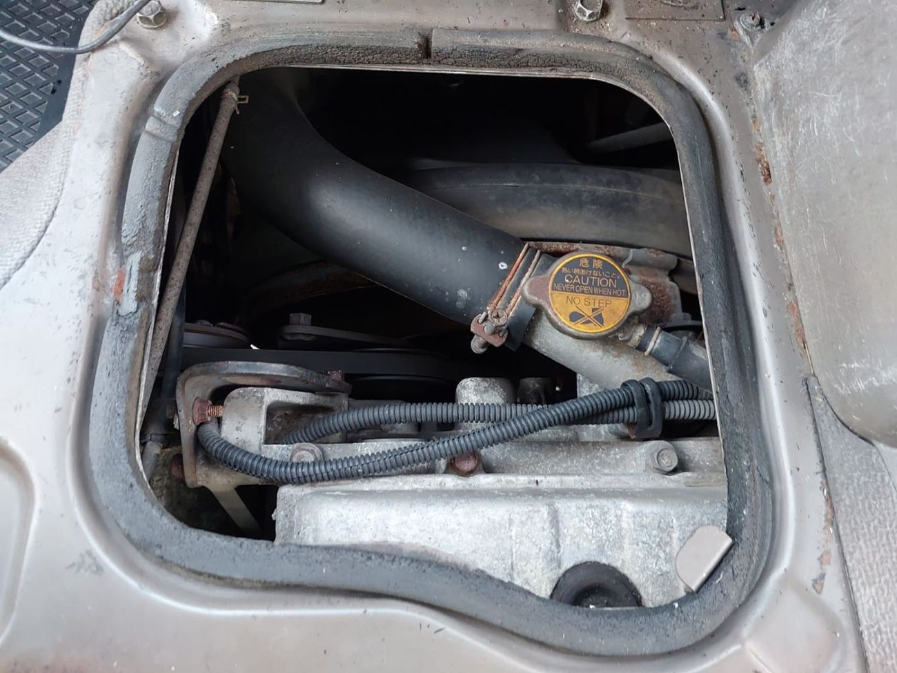 Mitsubishi Rosa (RAMADAN OFFER) MITSUBISHI ROSA BUS RHD 1998 MODEL 5.2 L DIESEL MANUAL(PM00311)