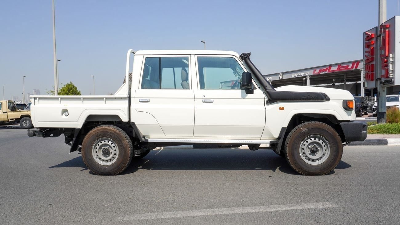 تويوتا لاند كروزر بيك آب