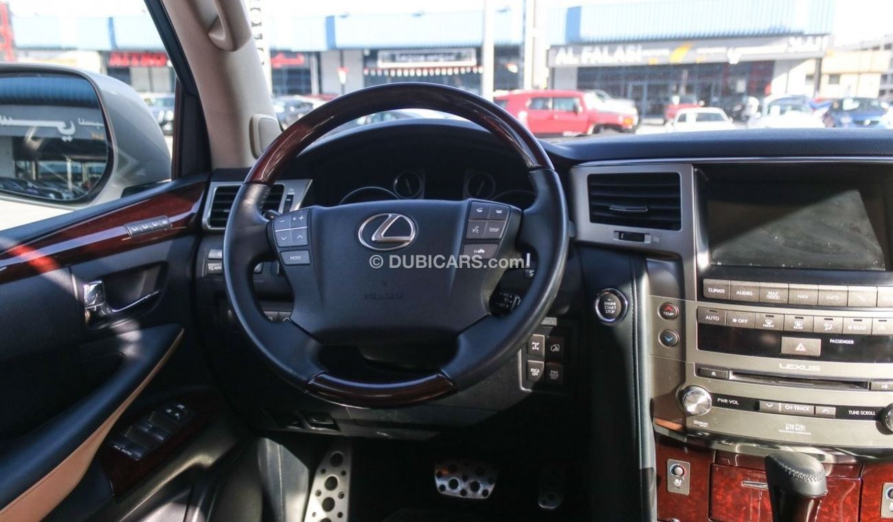 Lexus LX 570 S