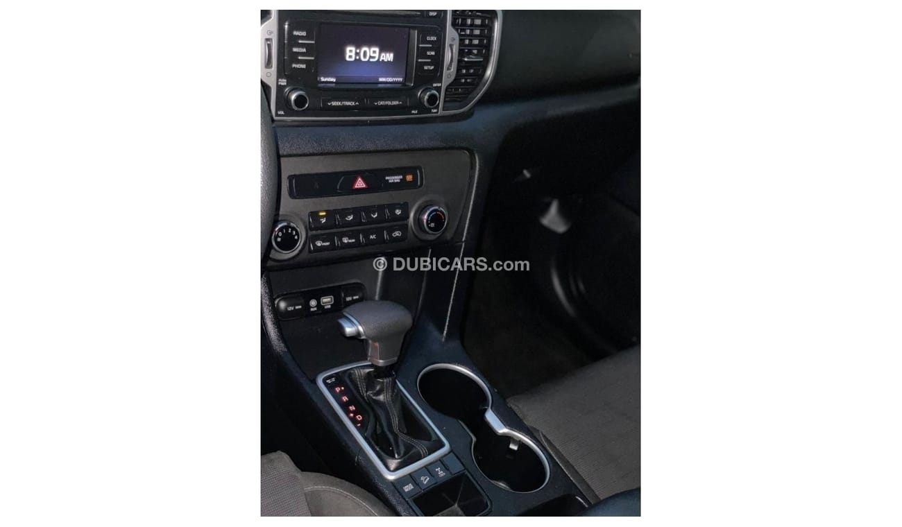 Kia Sportage 2018 KIA SPORTAGE 2.4L V4 MIDOPTION - Export Only