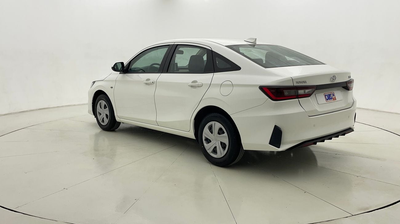 تويوتا يارس E 1.5 | بدون دفعة مقدمة | اختبار القيادة في المنزل