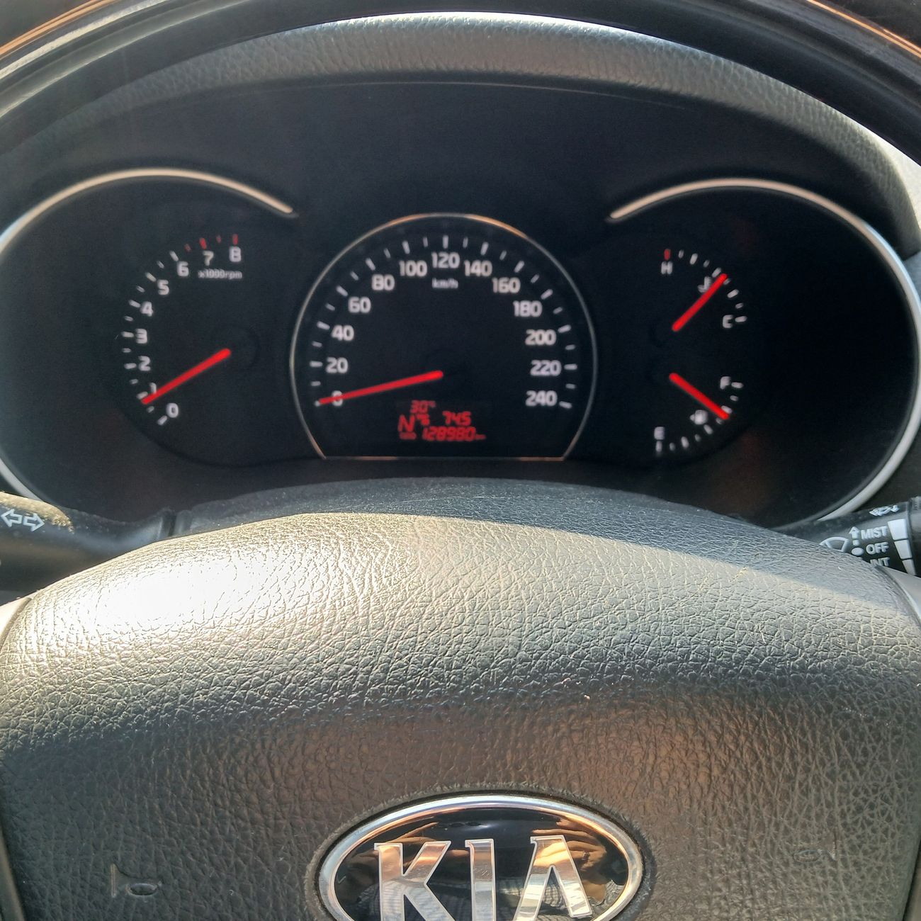 كيا سورينتو EX 2.4L 7 seater AWD