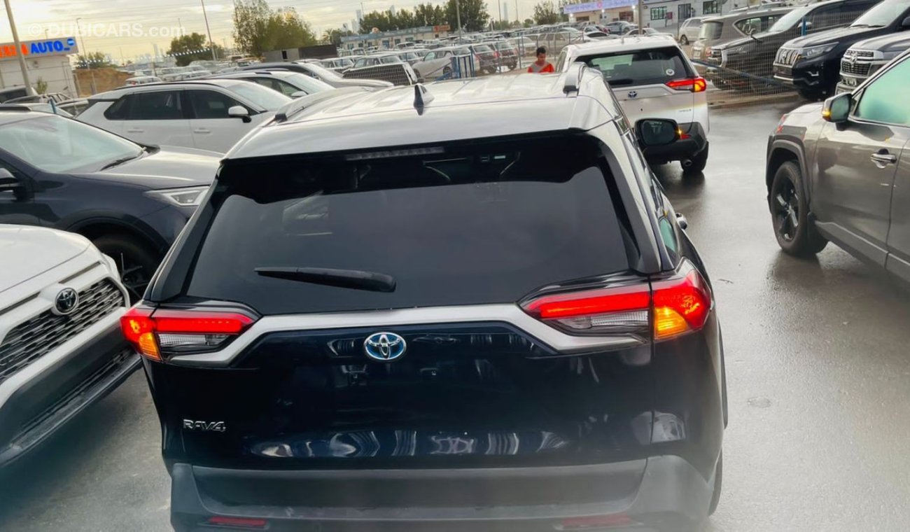 تويوتا راف ٤ HYBRID 2020 | 4WD 2.5L Sunroof | NAVY BLUE | FULLY LOADED | Petrol Premium Condition