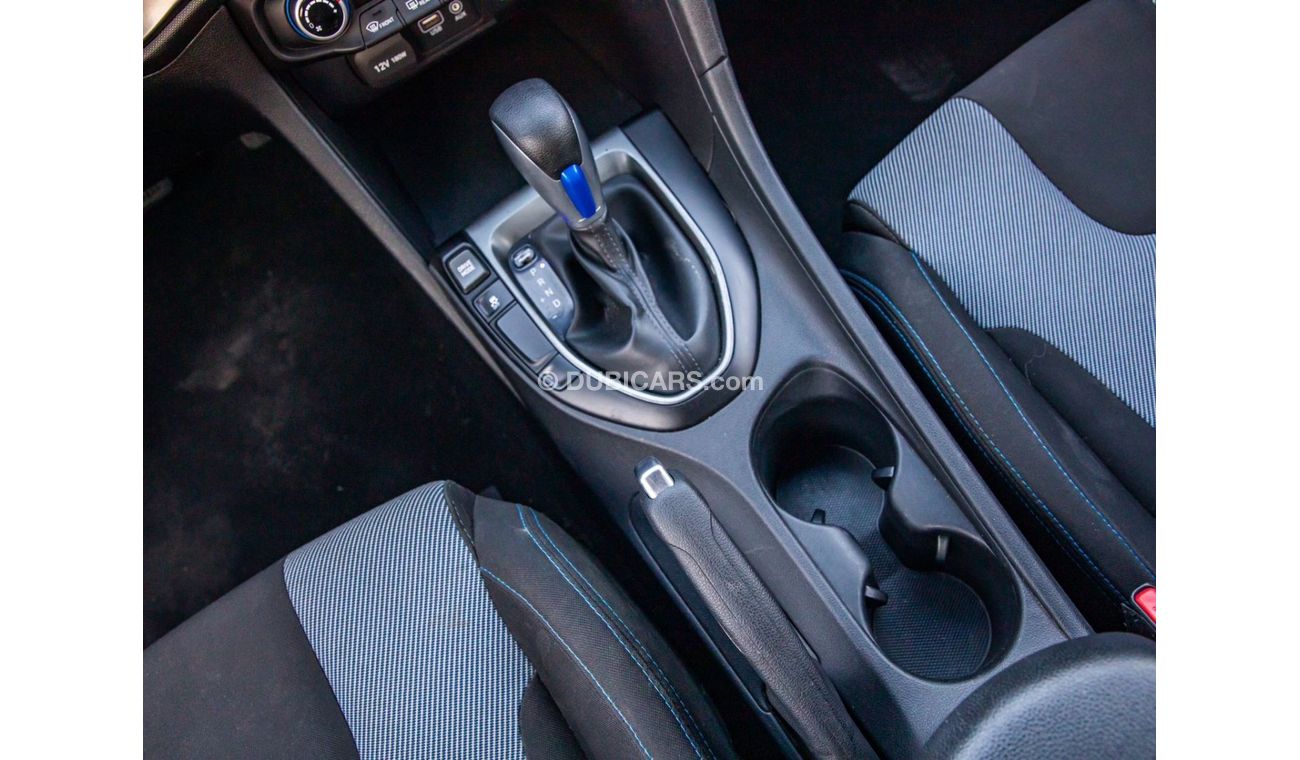 Hyundai Veloster Std