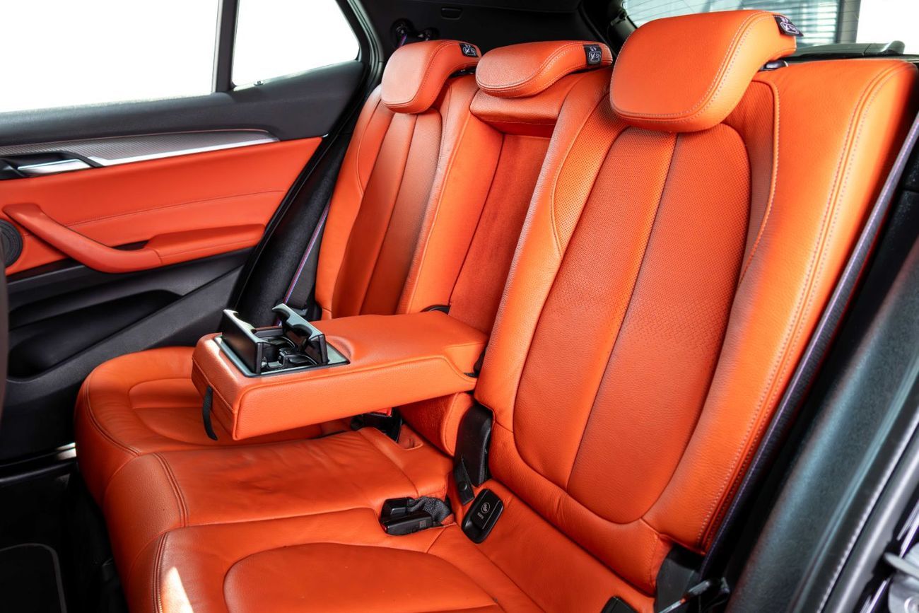 BMW X2 M35i 2.0L GCC-M Package-M Sports Seats-Excusive Red Interior Leather rim-Blue Brake Calipers