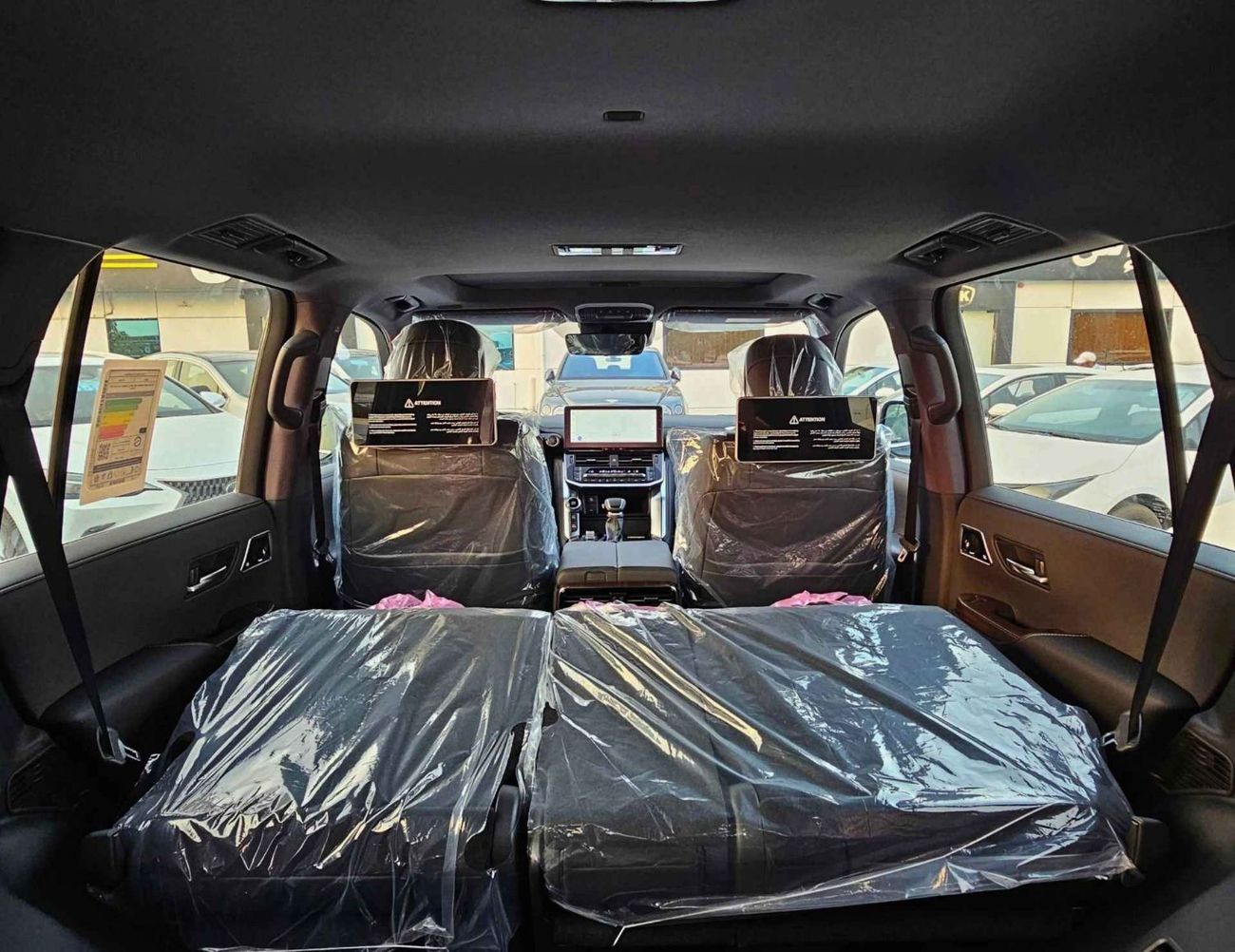 تويوتا لاند كروزر VX LC300/4.0L PETROL/RADAR/MEMORY SEATS/BIG DVD/JBL SPEAKERS/SUNROOF/FULL OPTION (CODE#LC4VXH)