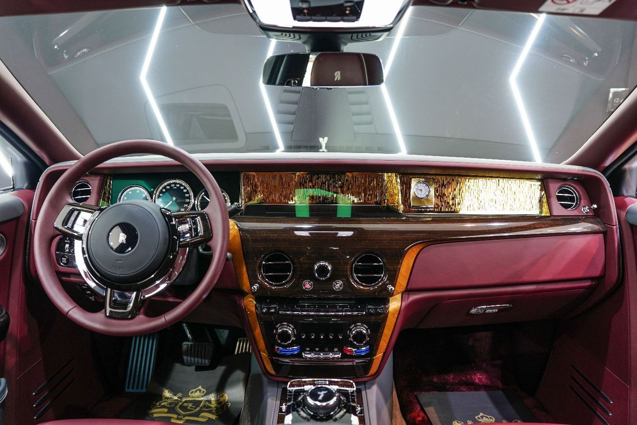 Rolls-Royce Phantom Std 6.8L 2023 Rolls Royce Phantom, Specially Ordered for Amitis, Dealer Warranty + Service!!