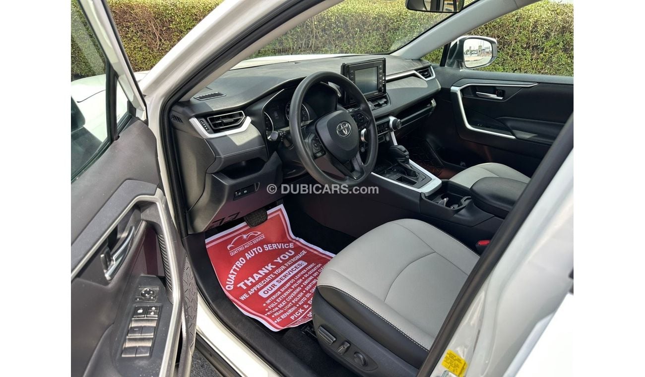 تويوتا راف ٤ Full option clean car