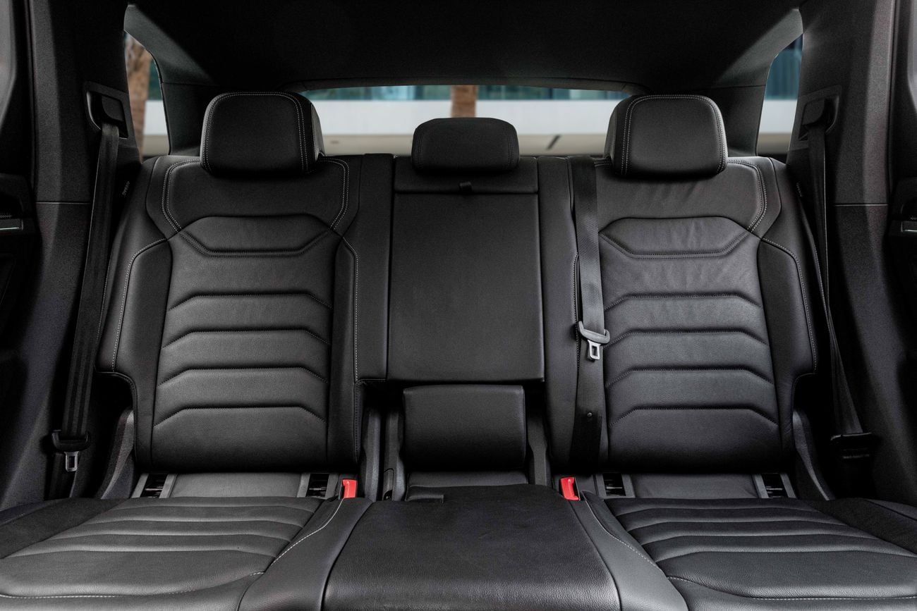 Volkswagen Touareg Touareg R LINE | 3,232 P.M | 0% Downpayment | Volkswagen Warranty!