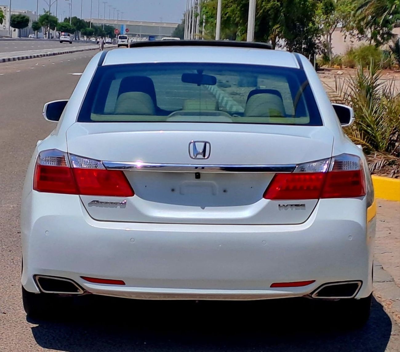 Honda Accord EX 880X48-Monthly l GCC l Sunroof, Cruise, Leather l Accident Free