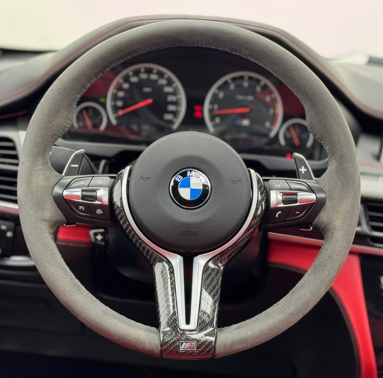 BMW X6M Std 4.4L 2017 BMW X6M, Full Service History, Excellent Condition, GCC