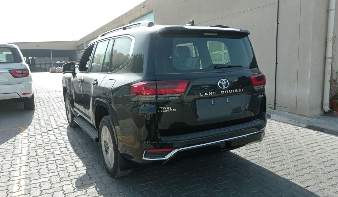 Toyota Land Cruiser VXR 3.5L PETROL A/T 7 SEATER FULL OPTION(ONLY FOR AFRICA)