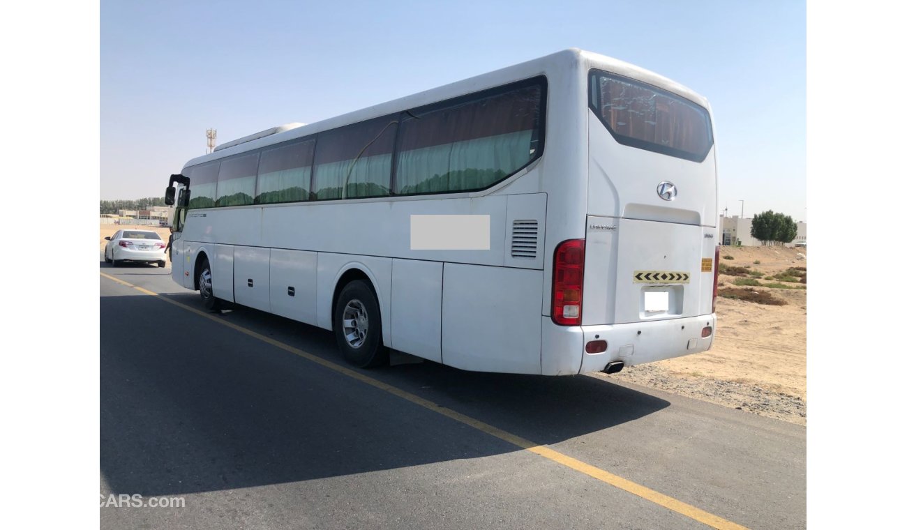 هيونداي ايرو LUXURY BUS UNIVERSR