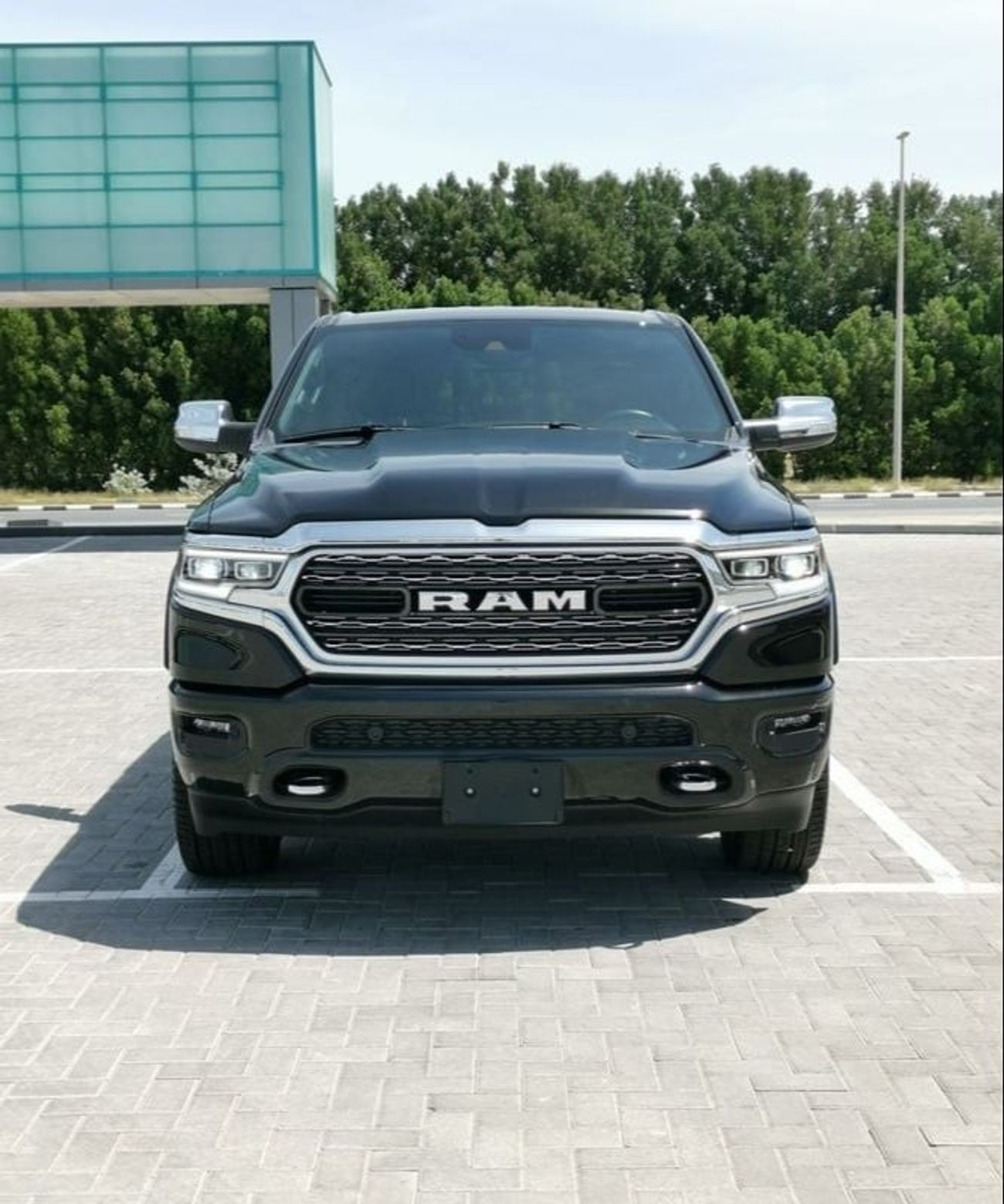 RAM 1500 DODGE RAM LIMITED- 2022- BLACK