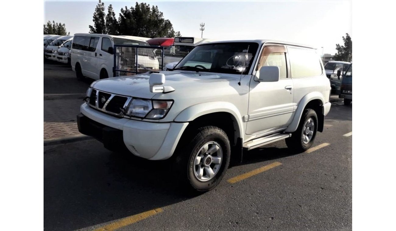 Nissan Patrol Safari Nissan Safari RIGHT HAND DRIVE (Stock no PM 344 )