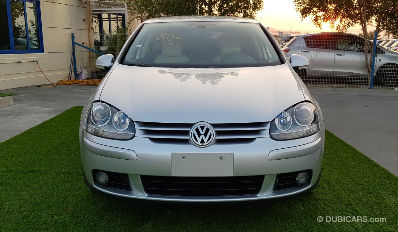 Volkswagen Golf Japan imported - Very clean car free accident 54000 km