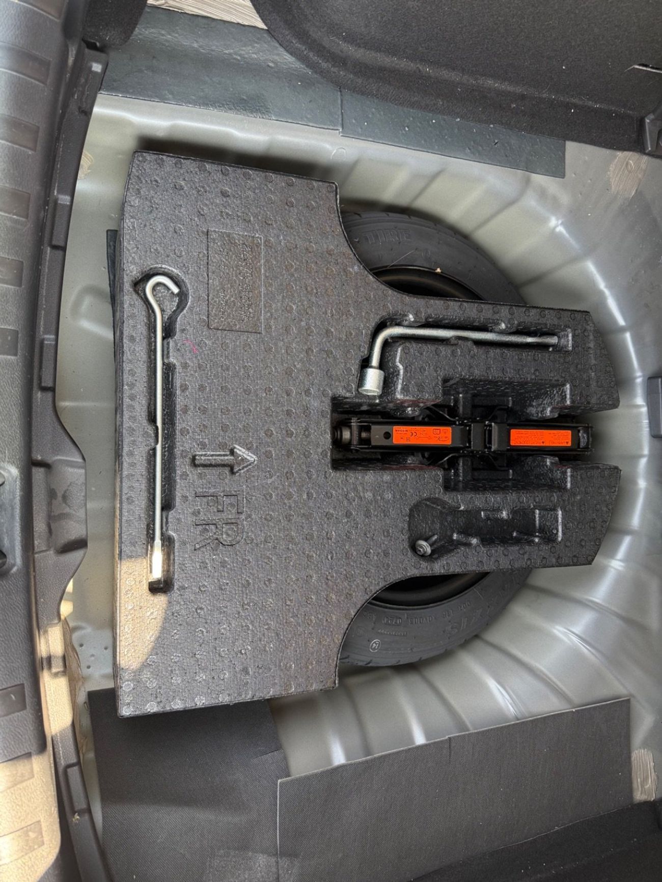 نيسان كيكس 1.6 SL