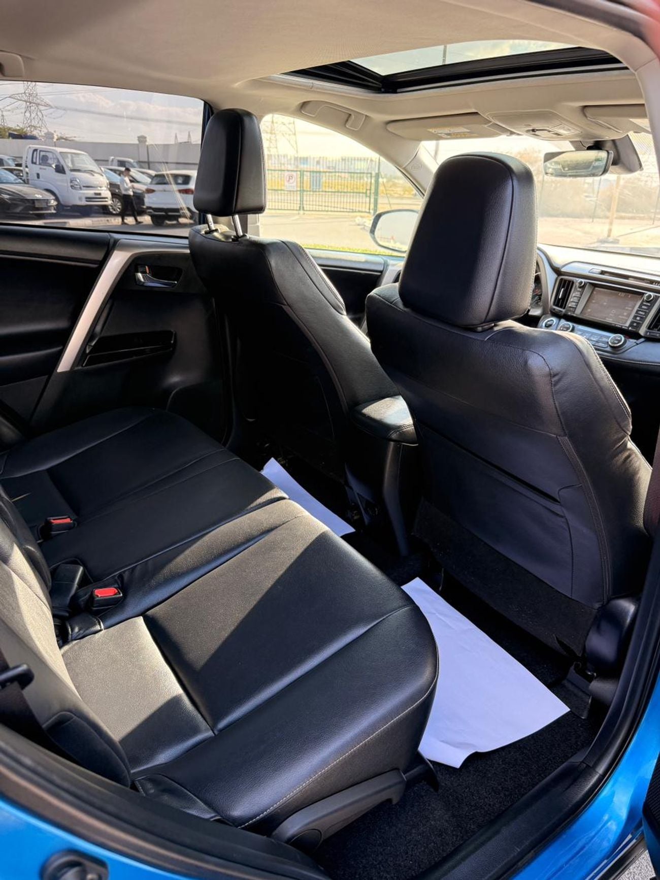 Toyota RAV4 VXR Limited 2.5L 360 camera, sunroof Full option