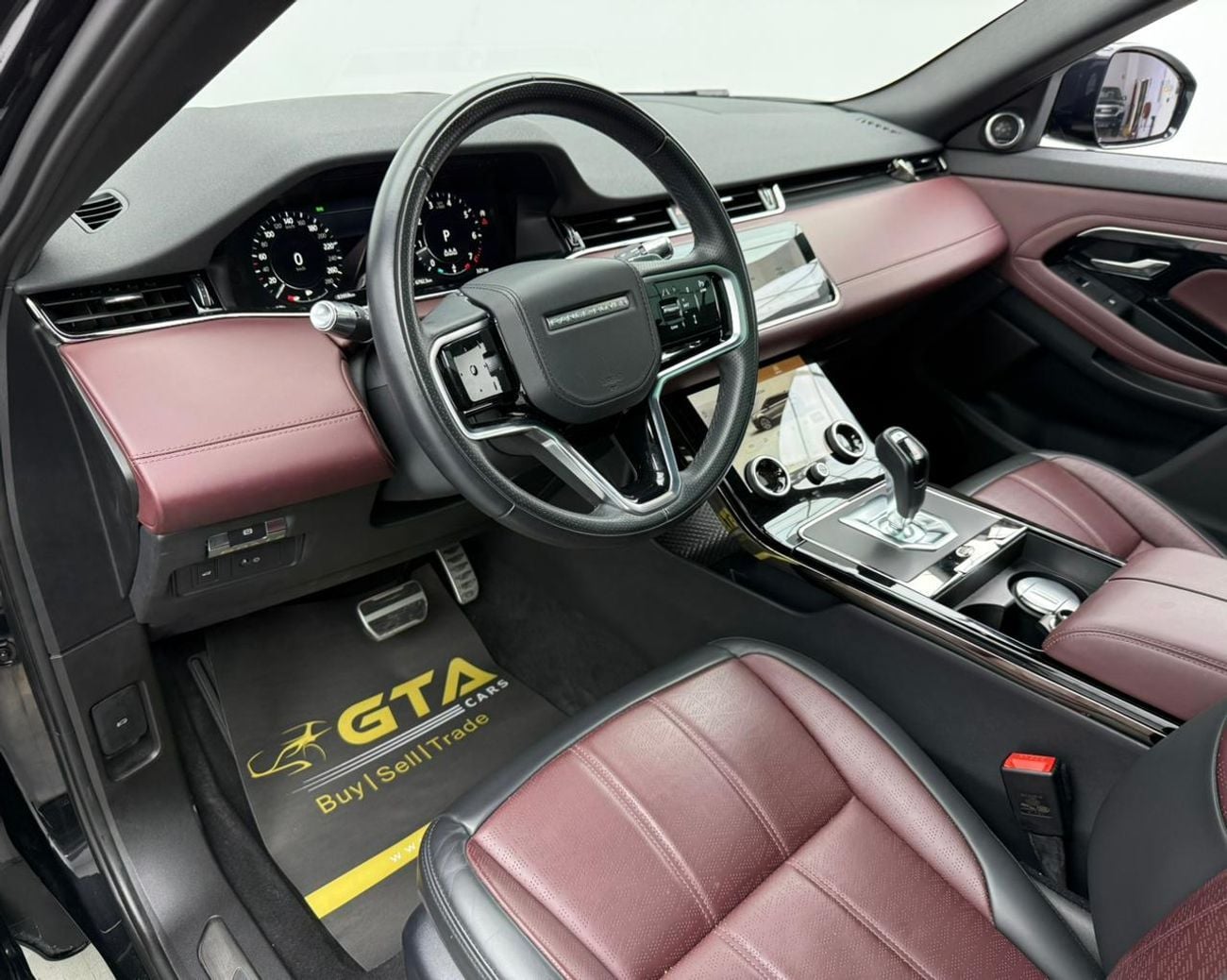 لاند روفر رانج روفر إيفوك P250 R-Dynamic HSE 2.0L 2021 Range Rover Evoque P250 R-Dynamic HSE, 2026 RR Warranty, 2029 RR Servic