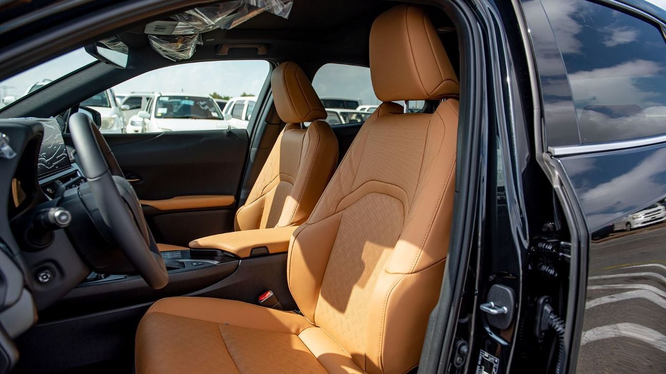 Lexus UX250h STD (NON GCC) LEXUS UX250H | 2-YEAR WARRANTY + SERVICE AVAILABLE | IN-HOUSE FINANCING | 0% DOWNPAYME