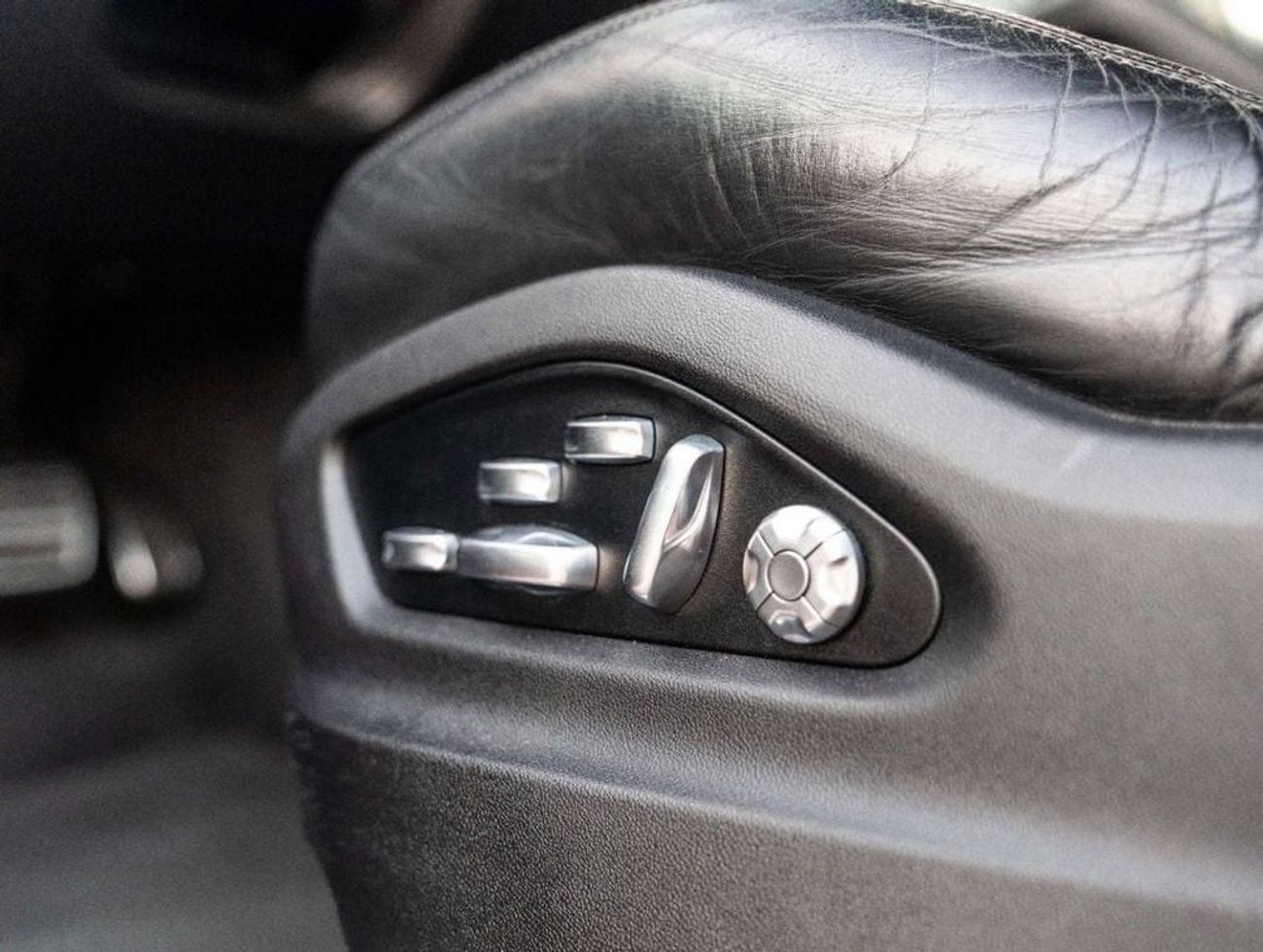 بورش كايان Turbo S E-Hybrid 4.0L (670 HP)