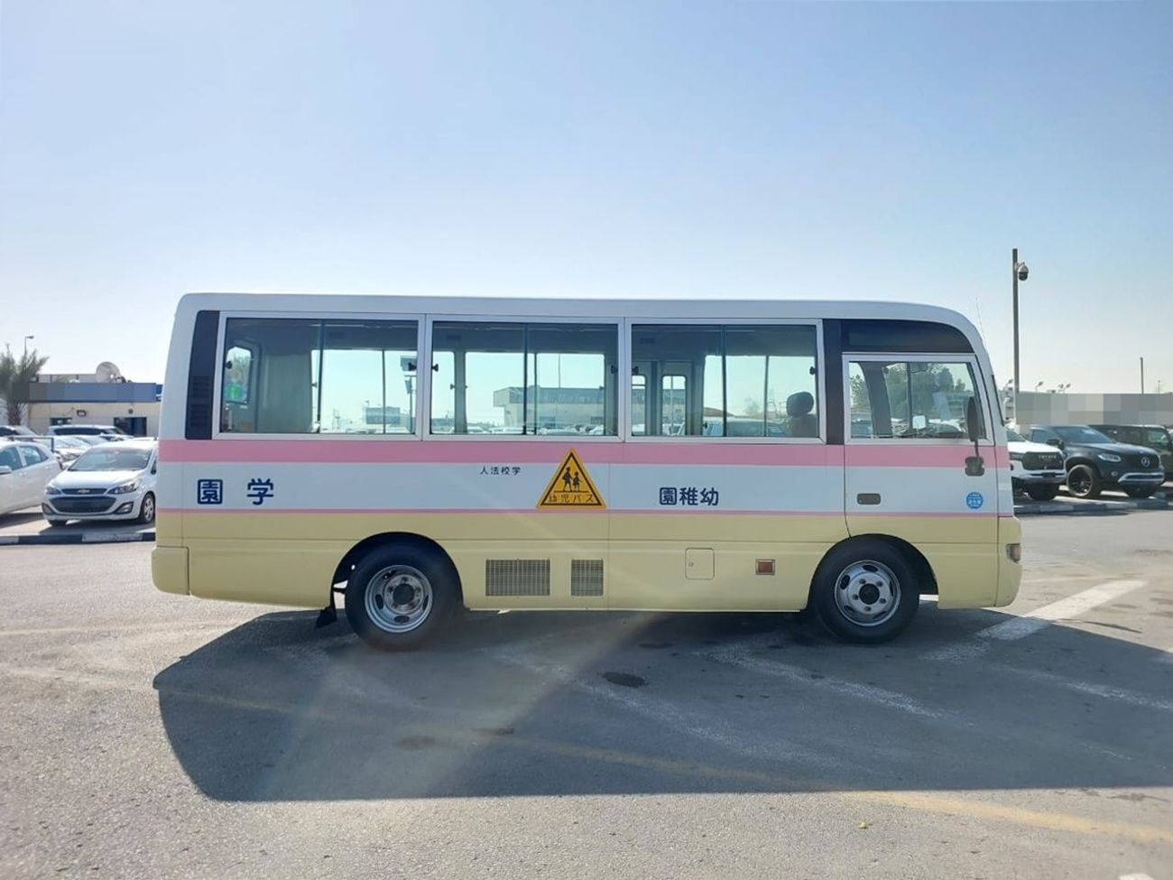 نيسان سيفيليان NISSAN CIVILIAN BUS RHD 2003 MODEL 4.1 L DIESEL AUTOMATIC(PM20305)