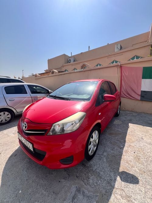 Toyota Yaris MID