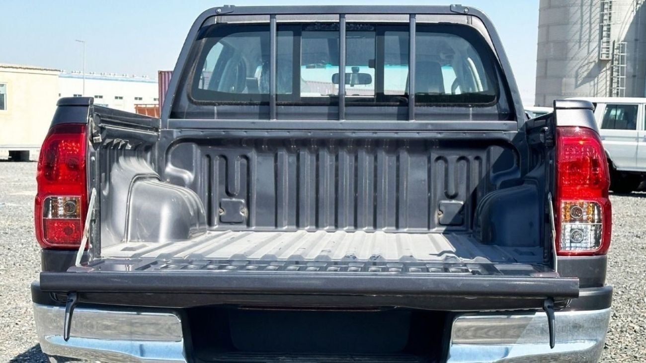 Toyota Hilux Toyota hilux 2.4L 2024 basic option V4