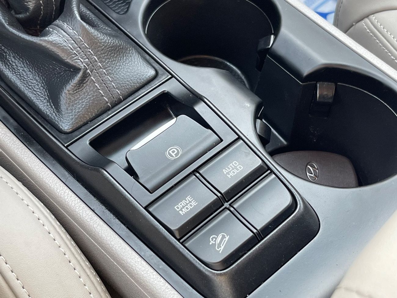 Hyundai Tucson 2020 HYUNDAI TUCSON 4x4 FULL OPTION IMPORTED FROM USA