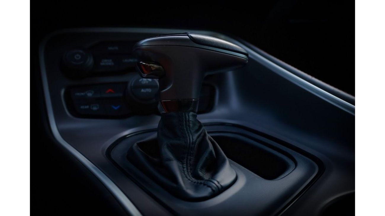 Dodge Challenger Dodge Challenger SRT Scat Pack Shaker 2021 American Spec with Flexible Down-Payment/