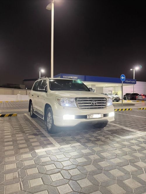 تويوتا لاند كروزر VXR