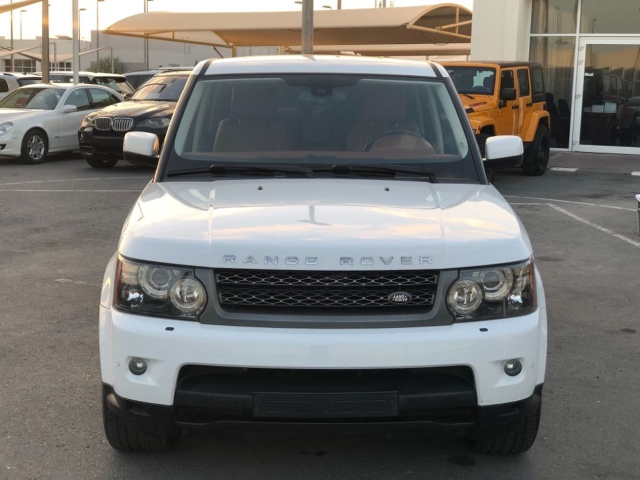 Land Rover Range Rover Sport Rang rover sport model 2011 GCC car prefect condition full option low mileage