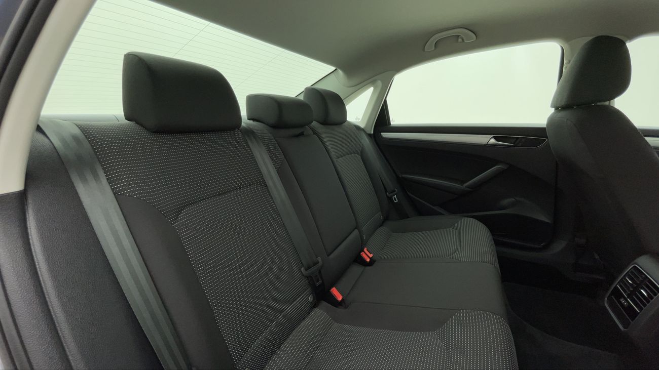 فولكس واجن باسات SE 2.5 | بدون دفعة مقدمة | اختبار قيادة مجاني للمنزل