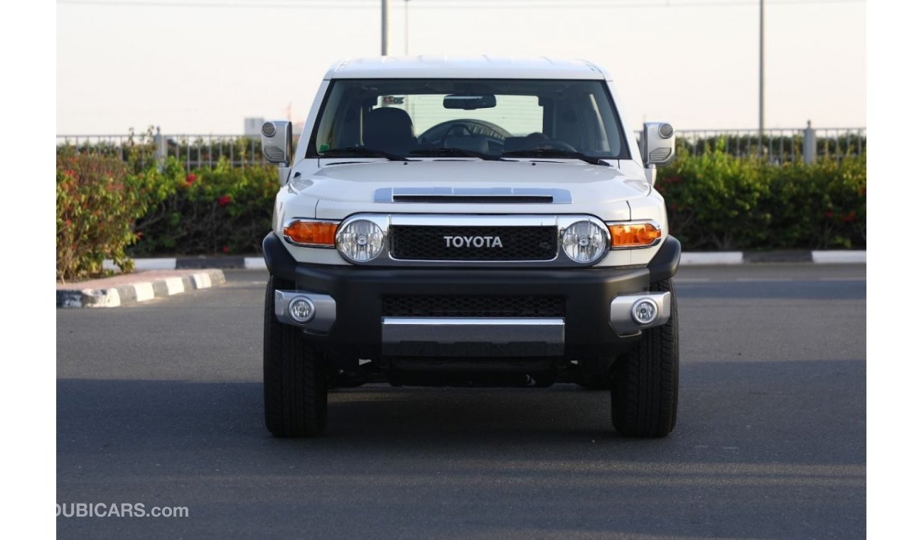 تويوتا إف جي كروزر Get 2023 Toyota FJ Cruiser 4.0 with JBL Petrol - White inside Black