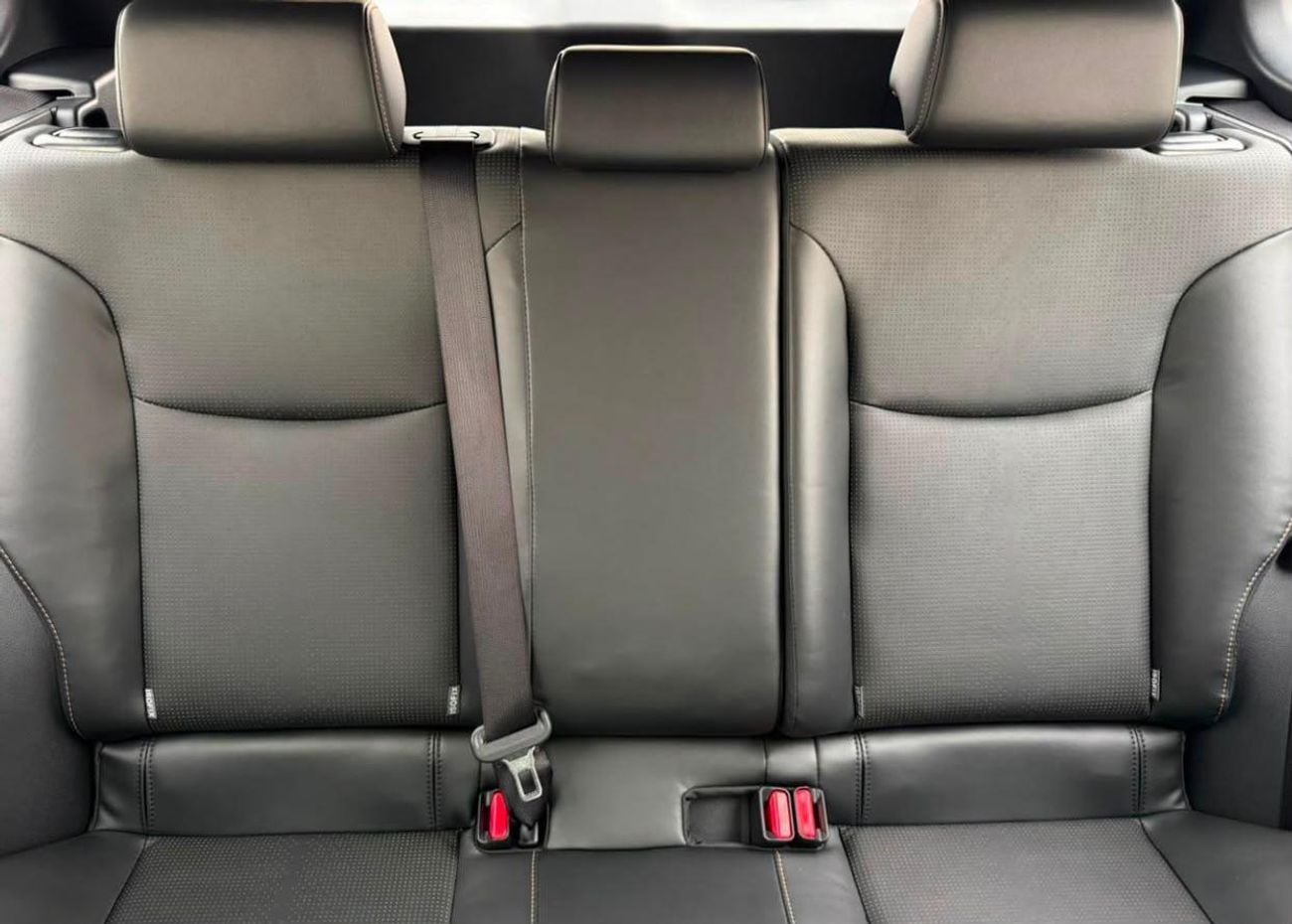 Toyota Corolla Cross Elite 2.0L FWD 2.0L HEV 2026 Model Export Price @ 75,500 AED