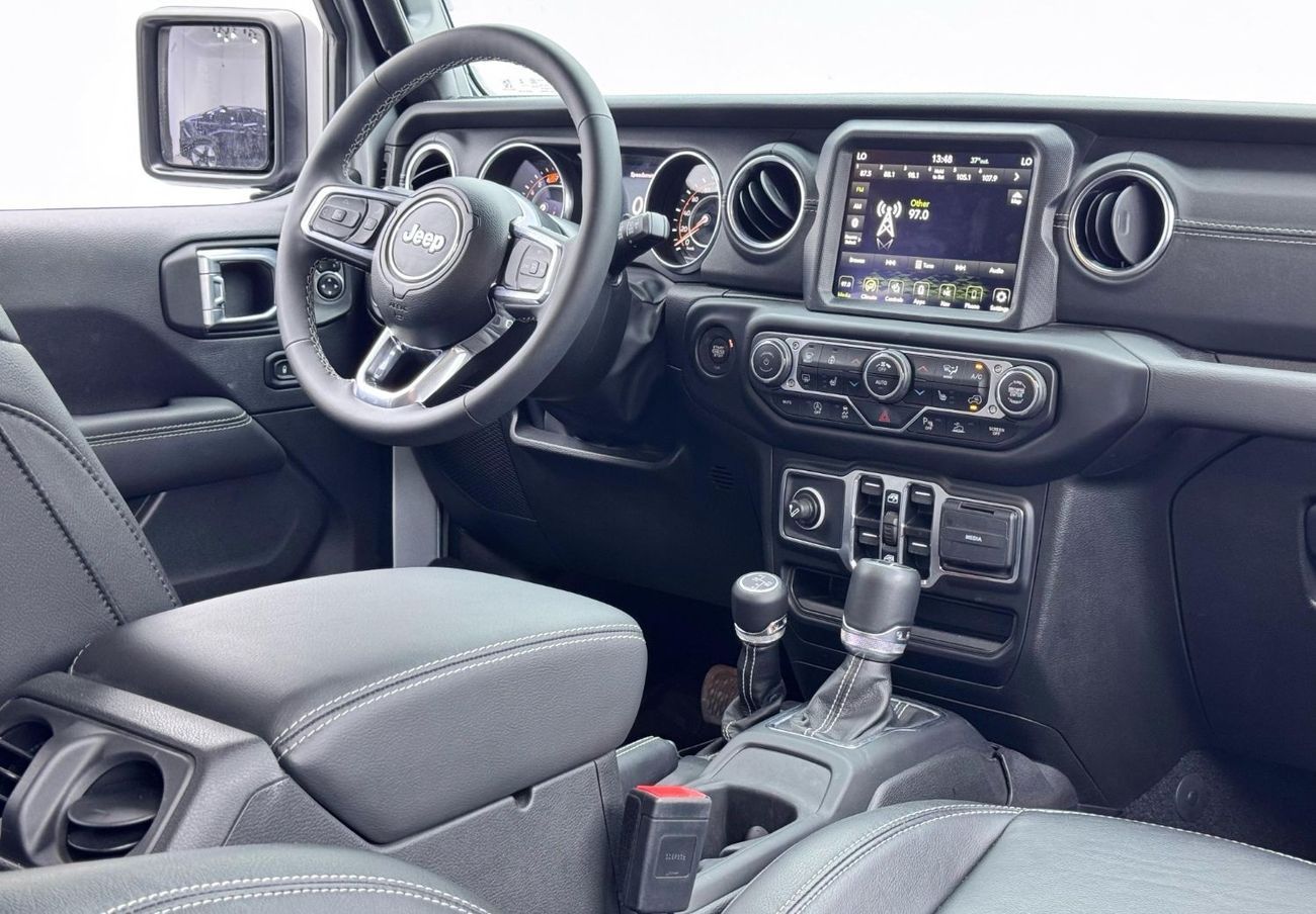 Jeep Wrangler Unlimited Sahara 3.6L 2023 Jeep Wrangler Sahara Unlimited, 1 Year Warranty, Full Service Hist