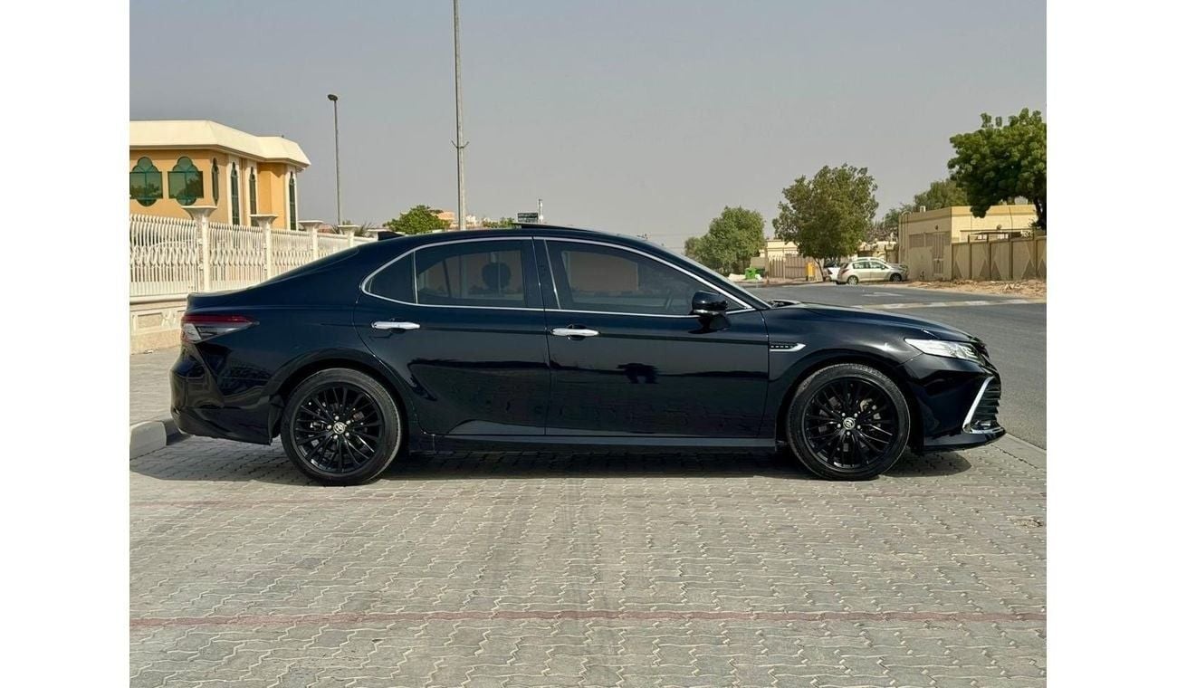 تويوتا كامري CAMRY 2023 40 Anniversary Edition,panoramic,GCC TOP OF RANGE
