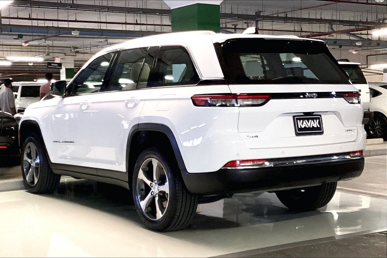 جيب جراند شيروكي Limited Plus | شامل الضمان | 0 ﺪﻔﻋﺓ ﺃﻮﻟﻯ