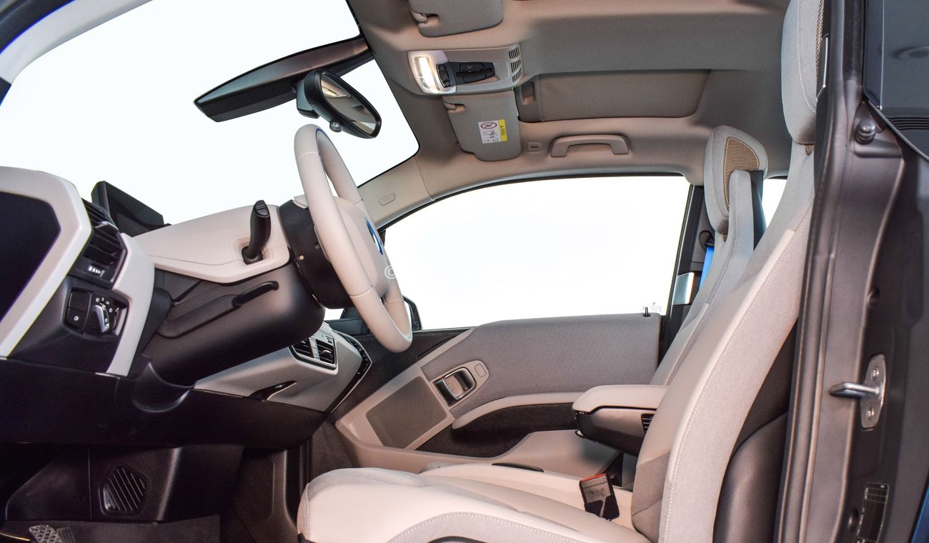 بي أم دبليو i3 S