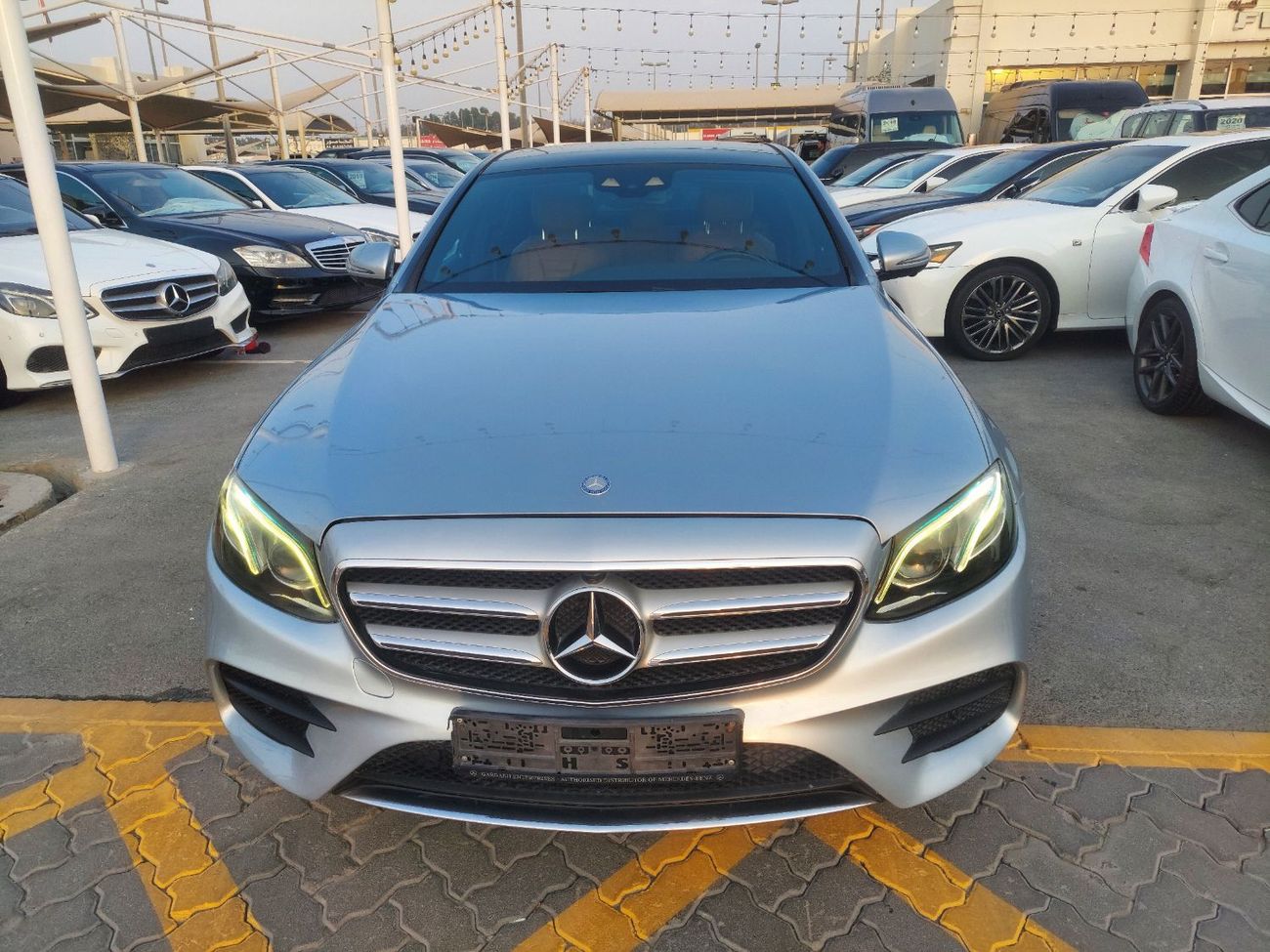Mercedes Benz E200 AMG