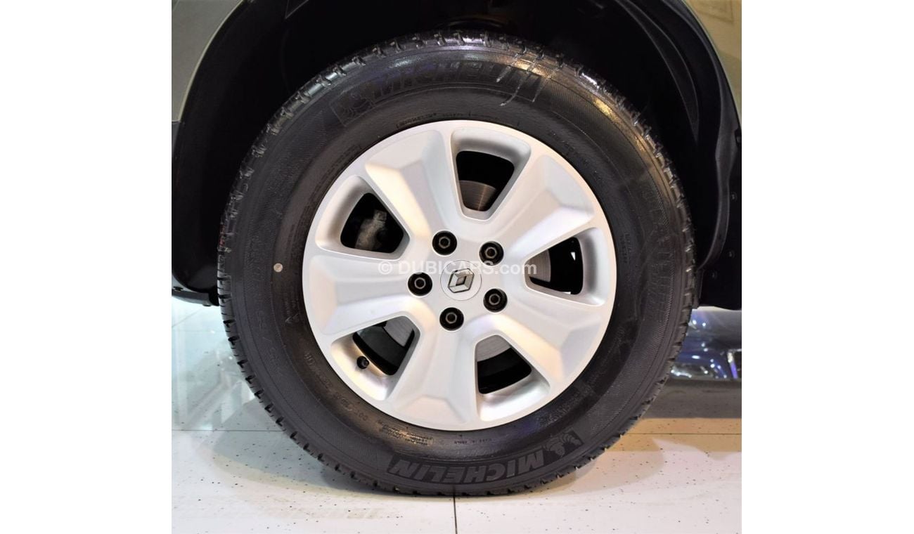 رينو داستر EXECELLENT DEAL for this Renault Duster 2015 Model!! in Dark Green Color! GCC Specs