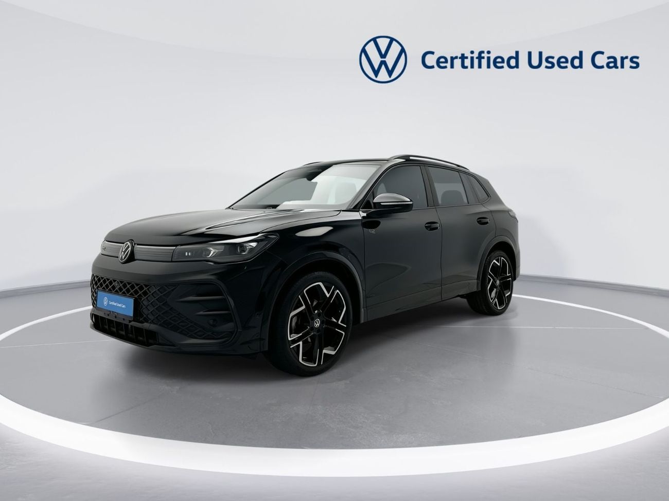 فولكس واجن تيجوان R-LINE تيجوان آر لاين 1.4 لتر | | باقة المساعدة العالية | سقف بانورامي | نظام التحكم الديناميكي بالهيكل | ش