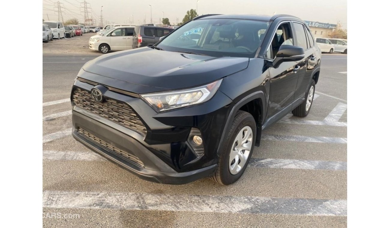 Toyota RAV4 2019 TOYOTA RAV 4 LE MID OPTION / EXPORT ONLY / فقط للتصدير