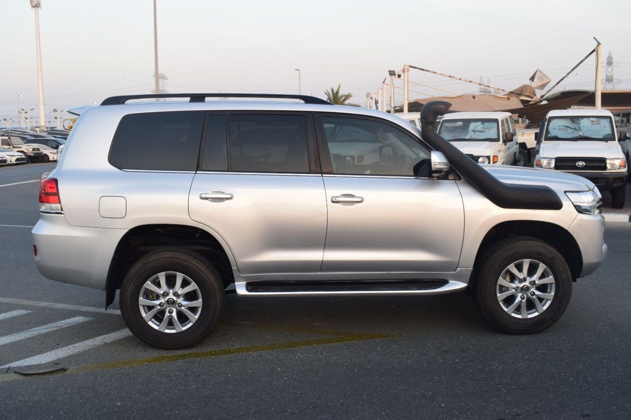 Toyota Land Cruiser 2020 TOYOTA LAND CRUISER V8 FULL OPTION
