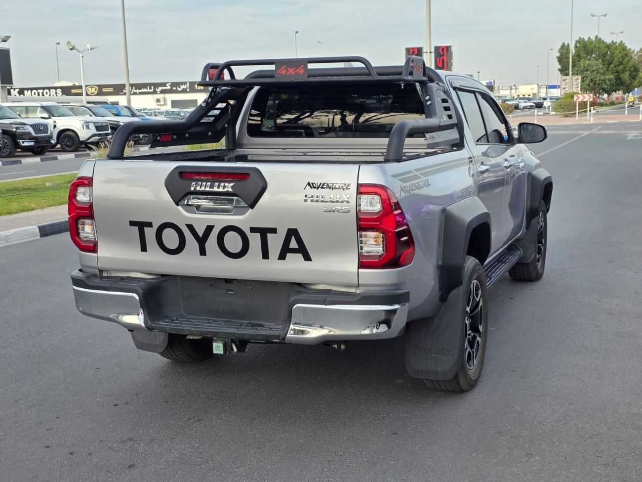 Toyota Hilux DIESEL 2.8 LITER ,AUTOMATIC ,RIGHT HAND DRIVE ONLY FOR EXPORT